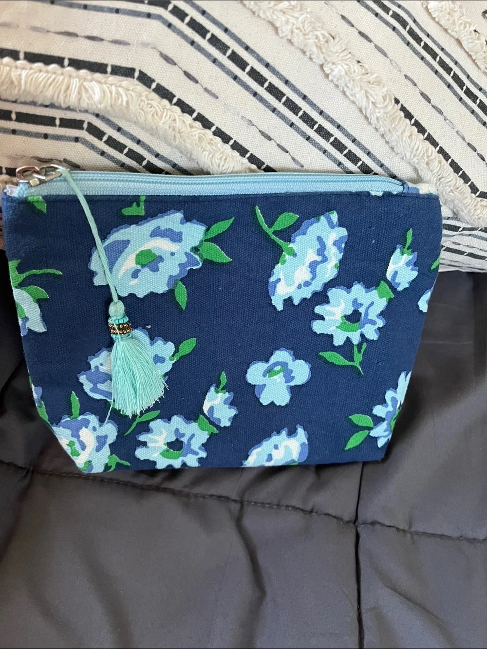 Travel or Gift Bundle NWT - Picture 2 of 9